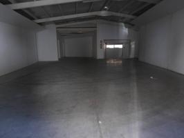 Local comercial en alquiler photo 0