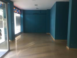 Local comercial en alquiler photo 0