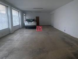 SE VENDE EDIFICIO CON GARAJE photo 0