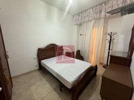 EDIFICIO COMPUESTO POR CASA Y PISO ZONA DEL BARRIO NUEVO photo 0