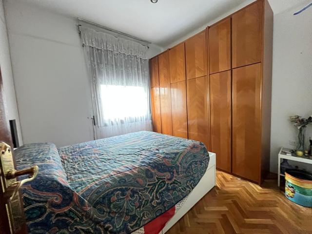 Piso En venta en Calle Bòbiles, La Florida - Les Planes, Hospitalet De Llobregat photo 0