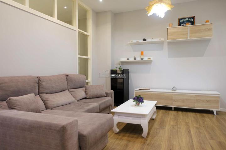 Apartamento en venta en A Coruña de 56 m2 photo 0