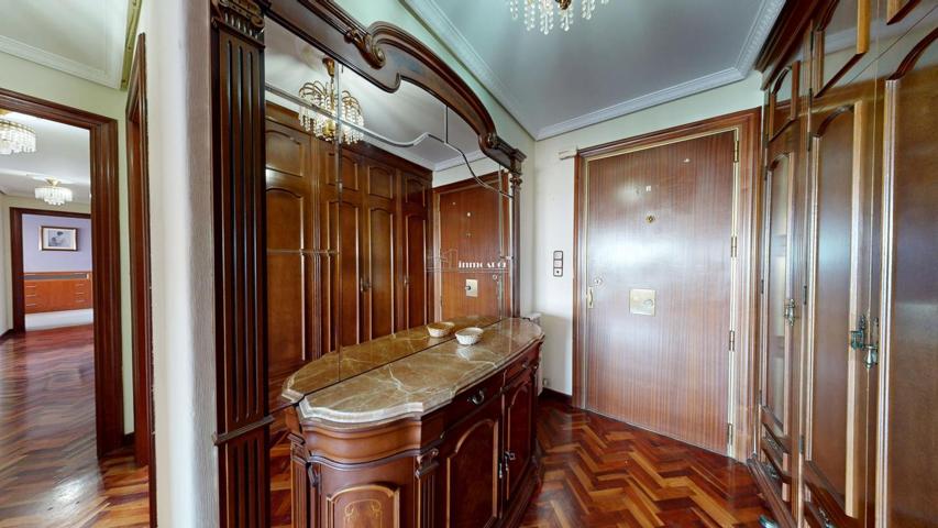 Piso en alquiler en A Coruña de 128 m2 photo 0