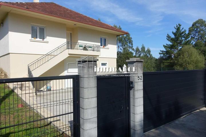 Casa - Chalet en venta en Cerceda de 256 m2 photo 0