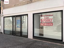 Exclusivo local en alquiler en los soportales de Antón, esquina con Plaza de la libertad. photo 0