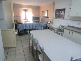 CASA CON NAVE EN VENTA JUNTO A LA VERACRUZ photo 0