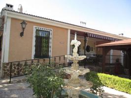 Venta Chalet independiente - Venta de Cardenas, Valdepeñas, Ciudad Real photo 0