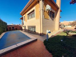 MAGNIFICO CHALET INDEPENDIENTE EN NUEVO VALDEPEÑAS photo 0