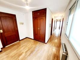 SE VENDE PISO DE 148M2 EN AVD 1º DE JULIO photo 0
