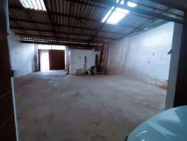 SE VENDE NAVE DE 186M2 JUNTO AL CONVENTO photo 0