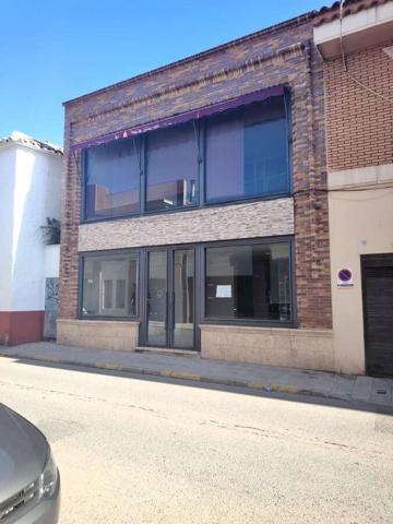 SE VENDE LOCAL DE 750M2 EN CALLE REAL photo 0