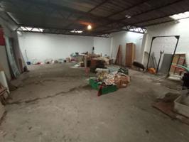 SE VENDE GRAN CASA JUNTO A AVENIDA ESTUDIANTES photo 0
