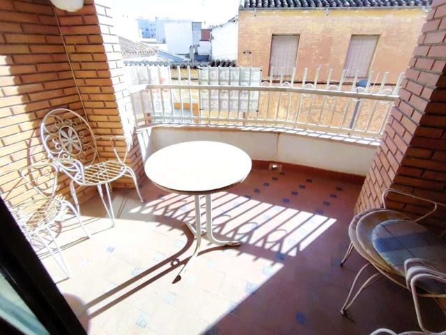 SE VENDE GRAN PISO DE 4 DORMITORIOS EN COSNTITUCIÓN photo 0