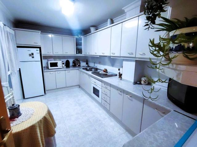 SE VENDE AMPLIO PISO EXTERIOR JUNTO A SEIS DE JUNIO photo 0