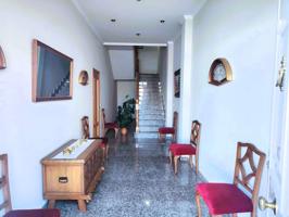 SE VENDE CASA CON NAVE EN CALLE SEIS DE JUNIO photo 0