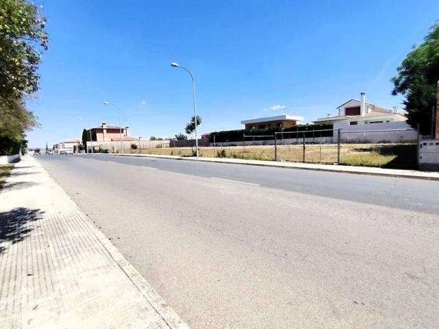 SE VENDE PARCELA DE 538M2 EN NUEVO VALDEPEÑAS photo 0