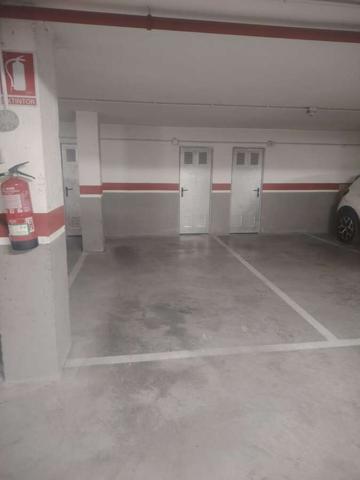 SE ALQUILAN PLAZAS DE GARAJE EN CONSTITUCIÓN CON PRINCESA photo 0
