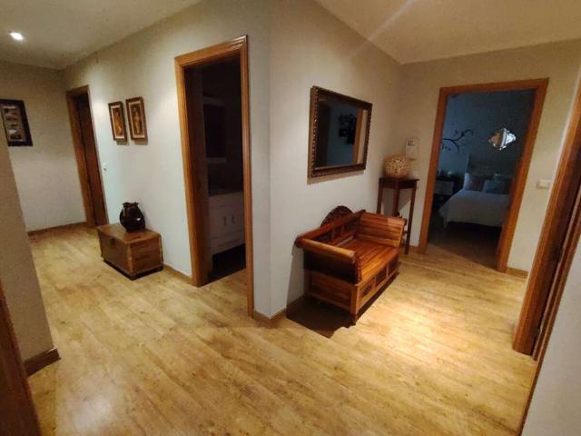 VIVIENDA DE 130M2 EN CALLE CASTELLANOS photo 0
