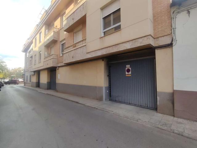 SE VENDE GARAJE EN 1º DE JULIO ZONA JUGUETOS photo 0