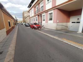 SE VENDE AMPLIA COCHERA CERRADA DE 23M2 photo 0
