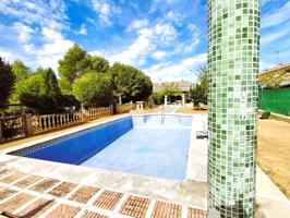 SE VENDE CHALET INDEPENDIENTE EN EL PERAL photo 0
