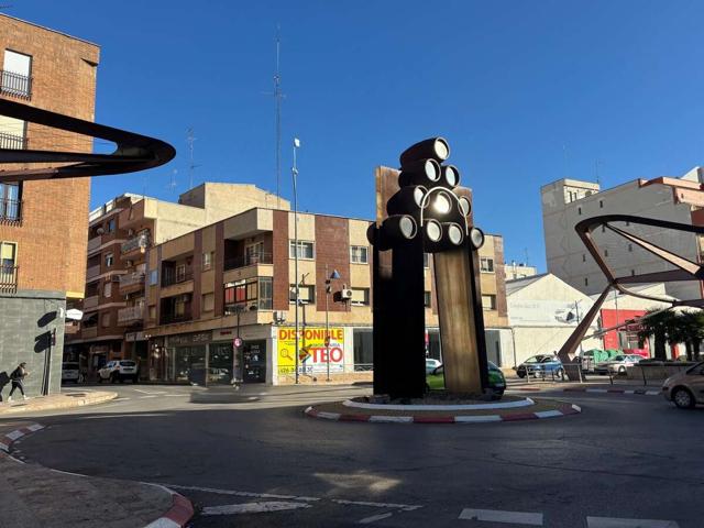 SE AQUILA LOCAL COMERCIAL EN LA PUERTA DEL VINO photo 0