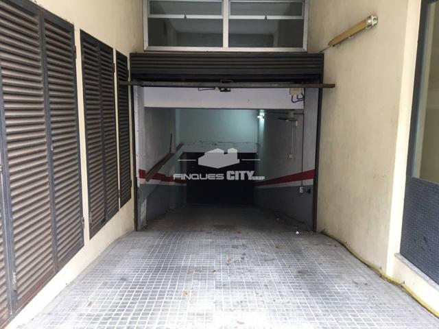Plaza de parking para MOTO O COCHE PEQUEÑO en Av. Mediterrania, Pueblo Nuevo - Pineda de Mar photo 0