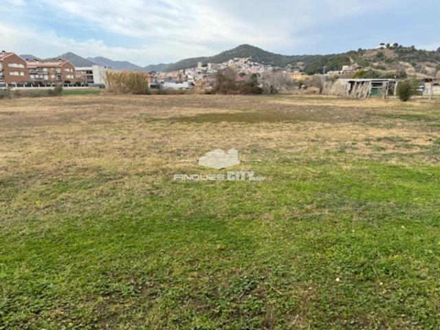 Terreno agrícola de 1.321m2 de Pineda de Mar photo 0