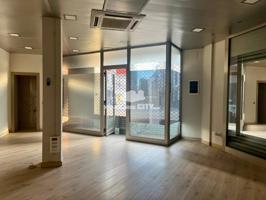 Local en venta en Calella photo 0