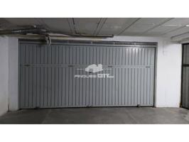 Alquiler de garaje en Calella-(espacio para 2 vehículos) photo 0