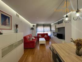 Magnífica vivienda en Complejo Residencial con piscina, zonas comunes y garaje. photo 0