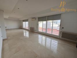 Magnífico ÁTICO con TERRAZA de 60m2, y ¡PLAZA DE GARAJE INCLUIDA! Plaza España, Arrancapins. photo 0