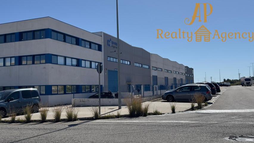 VENTA O TRASPASO de NAVE INDUSTRIAL para EMPRESAS ALIMENTARIAS con Licencia de Actividad photo 0