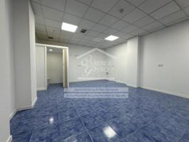 Local comercial recién reformado en La Ciel . photo 0