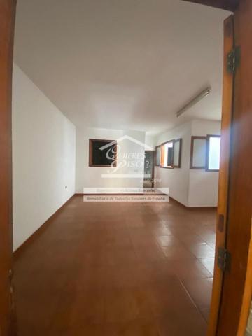 VECINDARIO CENTRO- VIVIENDA UNIFAMILIAR photo 0