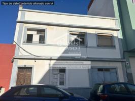 🏠 ¡Amplia casa de 2 plantas con garaje en el centro de Vecindario! INMUEBLE NO VISITABLE photo 0