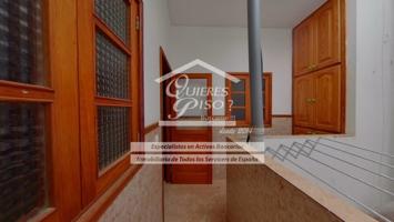 Los Giles- Imueble alquilado--- Solo para inversores photo 0