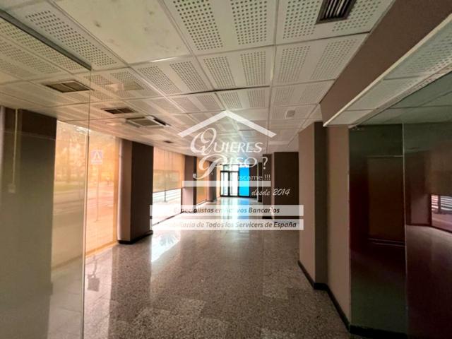 Local en venta en Plaza de la Feria en subasta hasta el 05-12-2025, Las Palmas de Gran Canaria photo 0