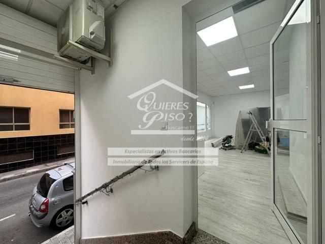 LOCAL COMERCIAL A ESTRENAR EN DOCTORAL photo 0