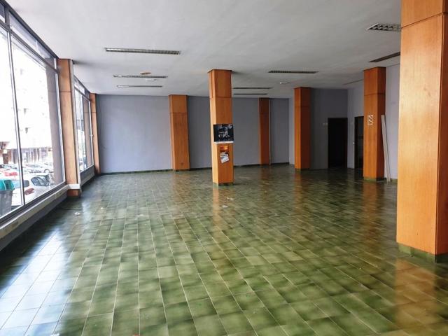 190m2 local Estacion Tren AVE photo 0