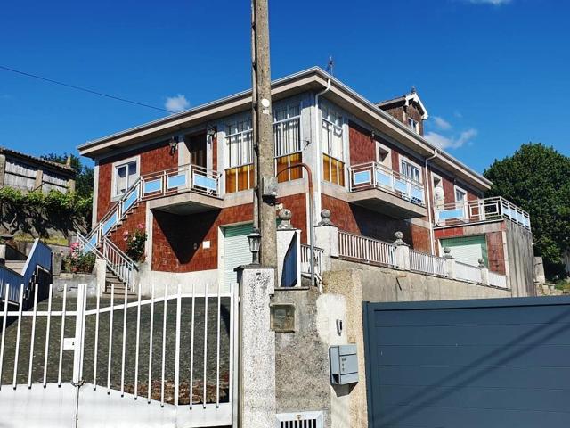 169.000€ Casa zona Ribieira Sacra (Faramontaos) Nogueira de Ramuin con terreno 400m2 photo 0