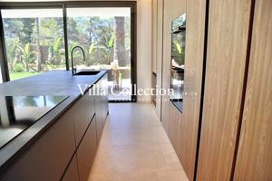 Casa - Chalet en venta en Santa Eulària des Riu de 378 m2 photo 0