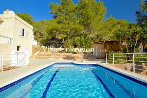 Maravillosa Villa con impresionantes vistas al mar, y licencia turistica en Sa Caleta, Ibiza. photo 0