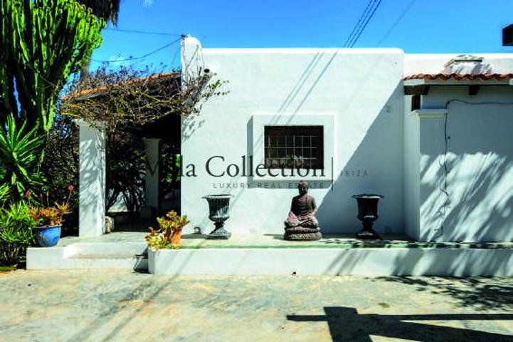 Hermosa finca de 300 m² reformada, ubicada en Sa Caleta, Ibiza photo 0
