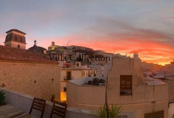 Ático con acceso a terraza ubicado en el puerto de Ibiza photo 0