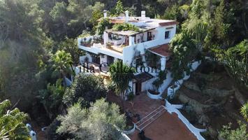 Alquiler o de temporada de Espectacular Villa con 4 habitaciones en Ibiza photo 0