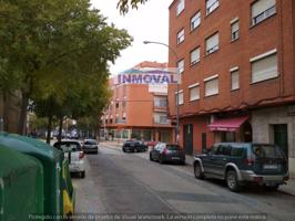 Local comercial en venta en Valdepeñas photo 0