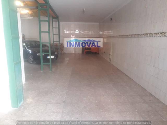 Nave comercial en alquiler en Valdepeñas photo 0