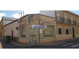 Local comercial en alquiler en Valdepeñas photo 0