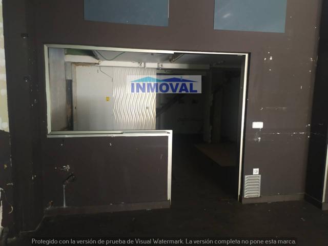 Local comercial en alquiler en Valdepeñas photo 0